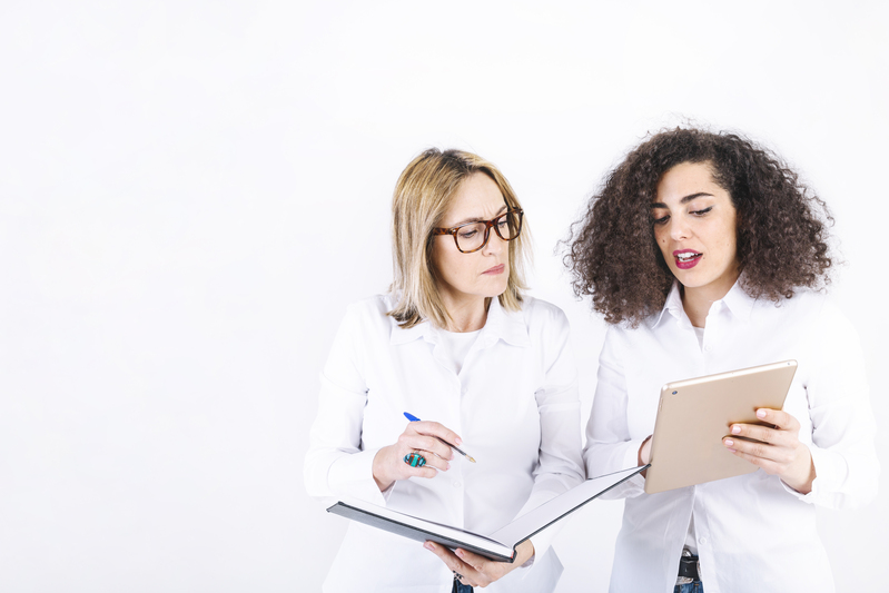 Regroupement de licences d'officine : Maîtriser les défis juridiques pour créer une pharmacie XXL